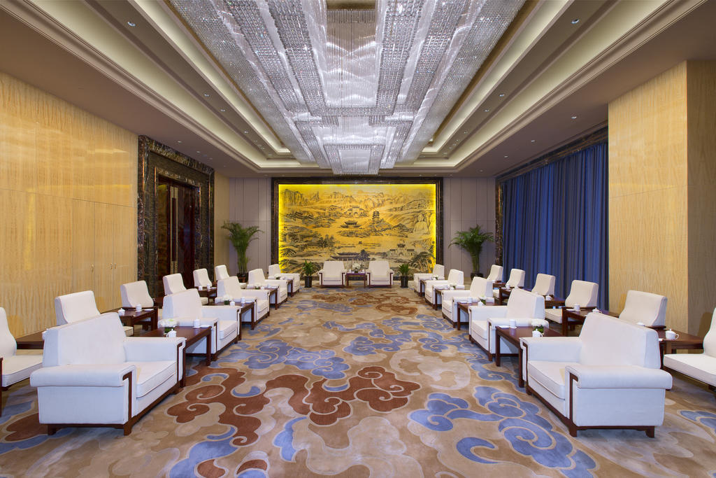 Отель Wanda Vista Taiyuan Экстерьер фото